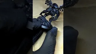 Colour Blending With The Airbrush | Painting Raven Guard