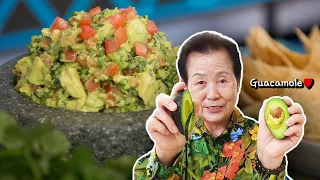 Korean Grandma Makes GUACAMOLE for the first time (Mexican Food)