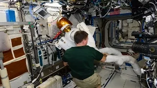 Astronaut Terry Virts Setting up Robonaut