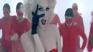 Lady Gaga - Bad Romance (closed captions)