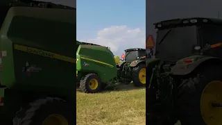 John Deere Tractor and baler 6r155 and v461r baling hay in Texas #johndeere #farming #texas