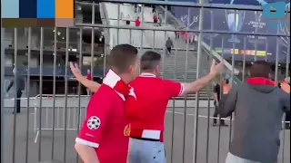 UEFA Champions League Final Liverpool Vs Real Madrid | Fans Climbing Over The Stadium Fence