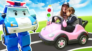 Robocar Poli araba oyunları! Polis oyunu! Trafik ışıkları kuralları eğitimi