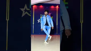 डांस सीखे 😎Famouse Footwork New trend 2023 Dance 💥 Trending Tutorial video #shorts #shortsdancevideo