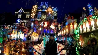 ⁴ᴷ⁶⁰ Walking NYC - Dyker Heights, Brooklyn during the Holidays 2018: Larger Than Life Decorations