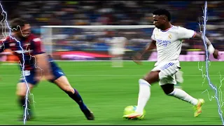 Vinicius Jr Playing Beautiful Football 2022