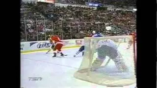 Wings score 2 goals in 8 seconds against the Leafs 2/27/03