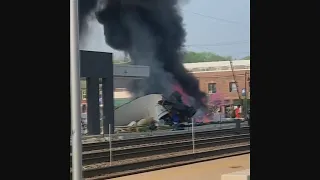 Witnesses describe horror when Metra train hit truck in Clarendon Hills, leaving one dead