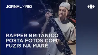 Rapper britânico posta foto com fuzis no Complexo da Maré