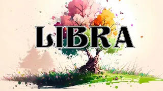 LIBRA - NO SABE QUE LE PASÓ…😍 RECONOCE TU ALMA, TU VOZ, ESTÁS EN SUS SUEÑOS💤♥️ALGO FUERTE OS UNE💫🪽