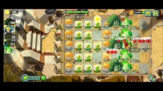 jugando misiones de Bloqueoli planta de la semana PVZ2