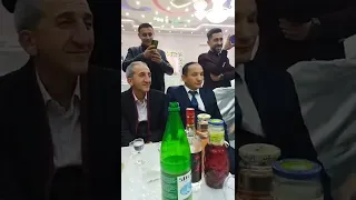 Nurlanın toyunda muğam deyışməsi