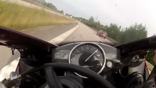 Yamaha R1 -2004  300km/h