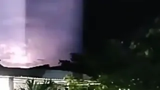 Strange Cylinder Sighted Over Tuxtepec, Oaxaca, Mexico ( September 9, 2021 )