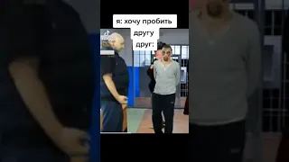 А ну, блять, шо ты нахуй сука... Ты шо, пёрнул? - Да. - Тварь...) / Мопс пёрнул от проверки пресса)