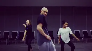 Brian Friedman , Maddie Ziegler, Charlize glass