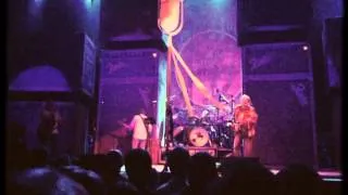 Neil Young with Crazy Horse - Danger Bird (intro) - Auckland (21 March 2013)