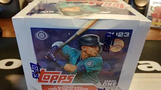 GOLDEN MIRROR HIT RC!! 2023 Topps Series 1 MLB JUMBO box rip. Baseball opening season around corner!