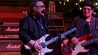 Blue Oyster Cult - I'm Burnin' For You (LIVE) Dosey Doe, The Woodlands TX 11/30/2022