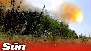 Pro-Russian forces blast Ukrainian city defences with field guns