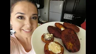 Gorditas de plátano macho rellenas de frijol y queso/Marisolpink