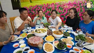 Về Hoà Bình đi chợ Tân Thịnh ăn toàn món ngon cùng A Hải Sapa TV Bếp Trên Bản Song Hỷ Vlog
