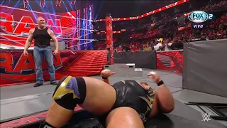 Brock Lesnar ataca brutalmente a Otis & Chad Gable - WWE Raw 11/07/2022 (En Español)