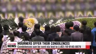 Mourners flock to Ansan Olympic Memorial Hall to offer their condolences