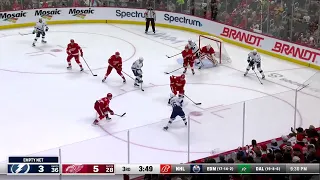 Nikita Kucherov scores vs Red Wings with Lightning's net empty (21 dec 2022)