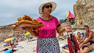 Пиво, рыба, раки - в прошлом: на Кубани запретили курортных зазывал | пародия «Почему Бы Нет?»