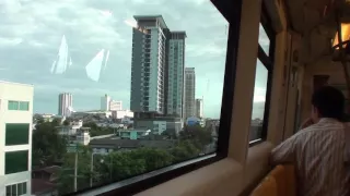 バンコクBTS シーロム線 車窓（ウォンウェンヤイ→タラートプルー） / Side view of Bangkok BTS Silom Line (Wongwian Yai - Talat Phlu)