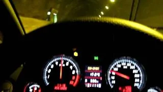 Sound of a Lamborghini Gallardo LP560-4 in tunnel