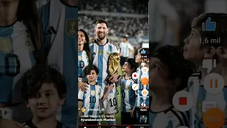 filhos do Messi na copa de 2022, com o troféu 🏆 👻