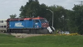 MUST SEE!! Metra F40PHM-2 hits car in Manhattan,IL! 9/30/18