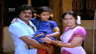 Ambarish Saves Small Kid From Village Goon | Entede Bhanta Kannada Movie Scene