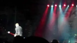 Skillet's Ben Kasica LIVE Pittsburgh Solo