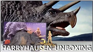 Harryhausen Unboxing: Triceratops & Loana with John Walsh