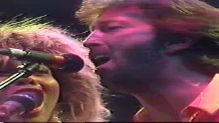 Eric Clapton & Tina Turner - Tearin' Us Apart Live Aid
