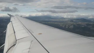 AIRBUS A320 LANDING AT QUITO LATAM AIRLINES