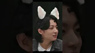 The Cat Ears able to move according to brain emotions.😱tae🥰#bts #taehyung #btsv #kimtaehyung