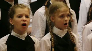 Дитячий хор "Щедрик" / Shchedryk Children`s Choir. J. Busto. Salve Regina