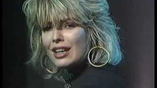 Kim Wilde   1987 02 06   Interview + You Keep Me Hangin' On @ Bingo
