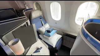 14 HOURS - United Polaris Business Class Melbourne to San Francisco