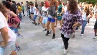 PSY GANGNAM STYLE flash mob in Barcelona (강남스타일 플래시몹)