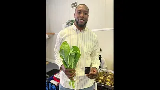 Charles Harris from Detroit Lions NFL trying my Collard green!!