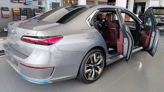 First Look ! 2023 BMW i7 xDrive 60 Electric Sedan - Oxide Grey Metallic Color