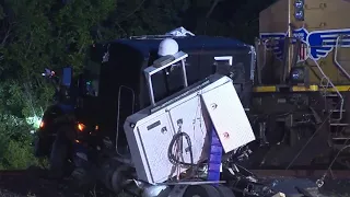 Train crashes into 18-wheeler along FM 78 in Cibolo