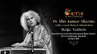 Raga Yaman ~ Pt Shiv Kumar Sharma & Ustad Shafaat Ahmed Khan ~ Siri Fort Auditorium, Delhi (1993)