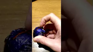 UNWRAPPING WHITE CADBURYS CREME EGG