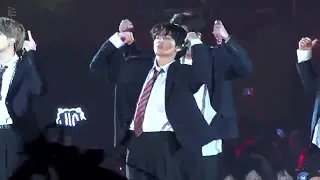 BTS V focus || We are bulletproof pt. 2 || [FANCAM]